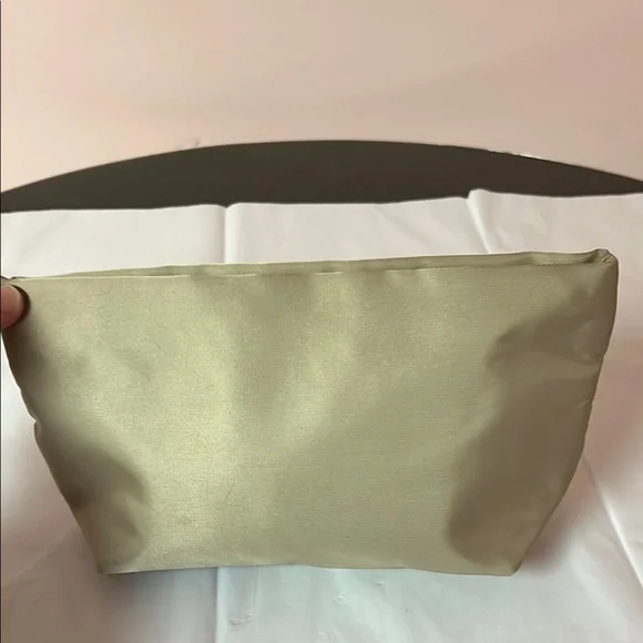 NIB Burberry Travel bag - Picture 4 of 8